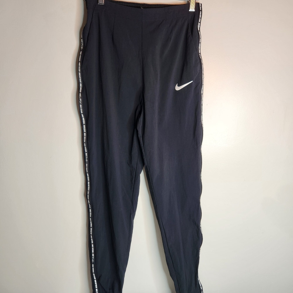 Nike F.C. Athletic Soccer Pants, Size XS